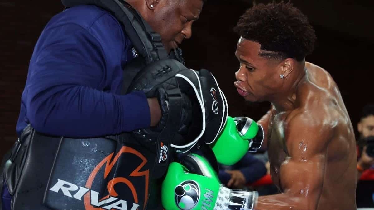 Devin Haney "se sent fort" avant le choc contre Lomachenko
