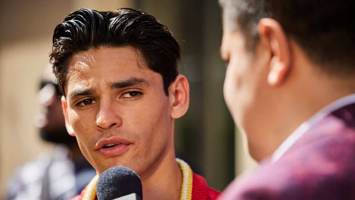 Ryan Garcia works out for Gervonta Davis