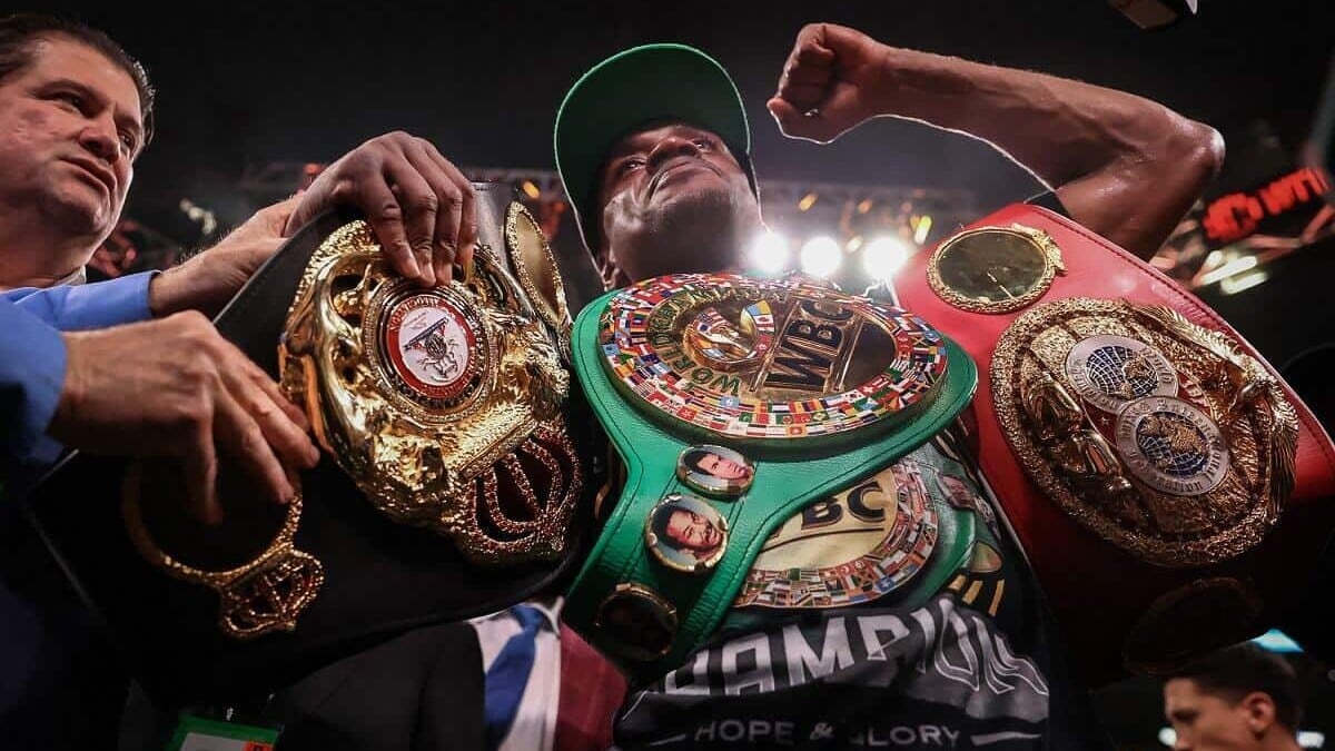 Errol Spence Jr beats Yordenis Ugas for three welterweight titles