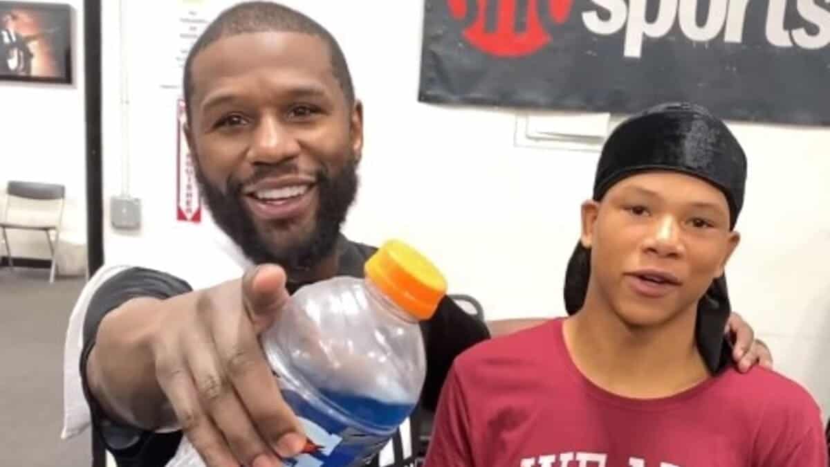 Floyd Mayweather and Curmel Moton