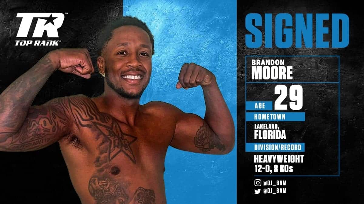 Un autre espoir invaincu des poids lourds signe avec Top Rank