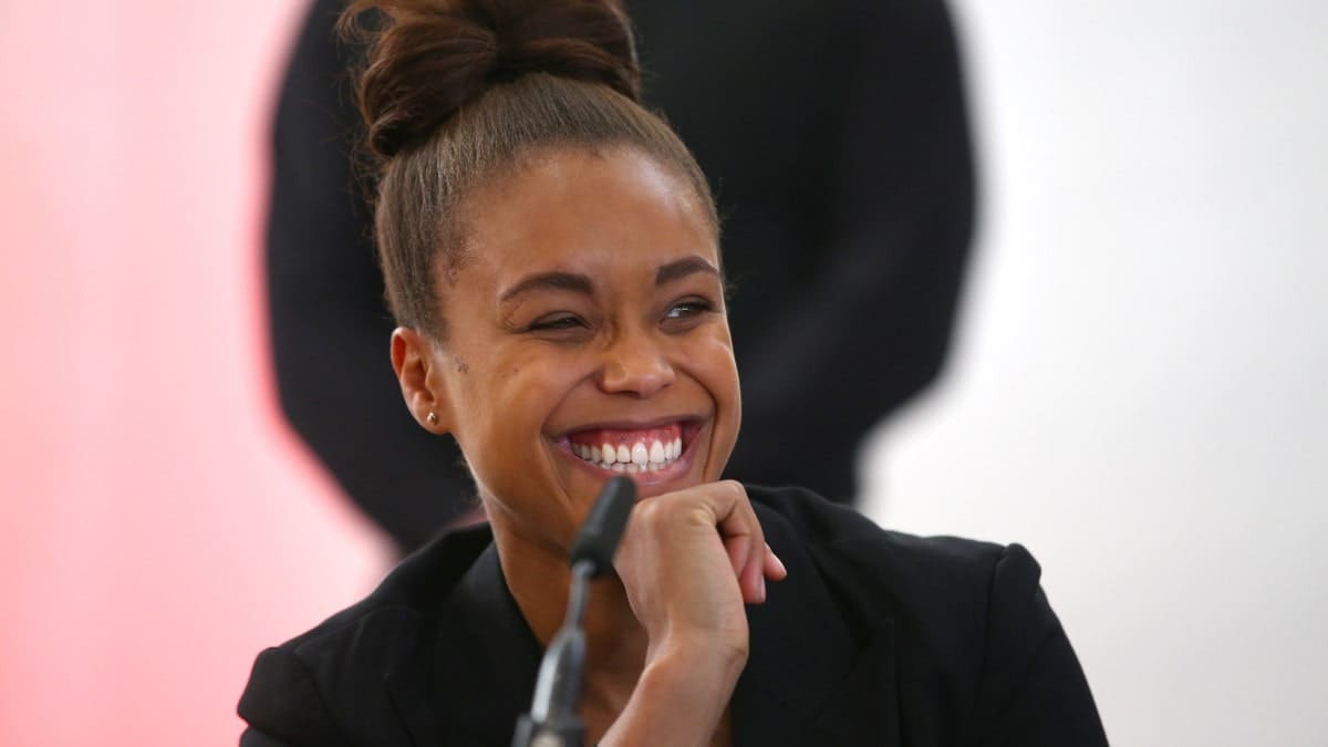 La star féminine Natasha Jonas obtient une licence pour gérer des boxeurs