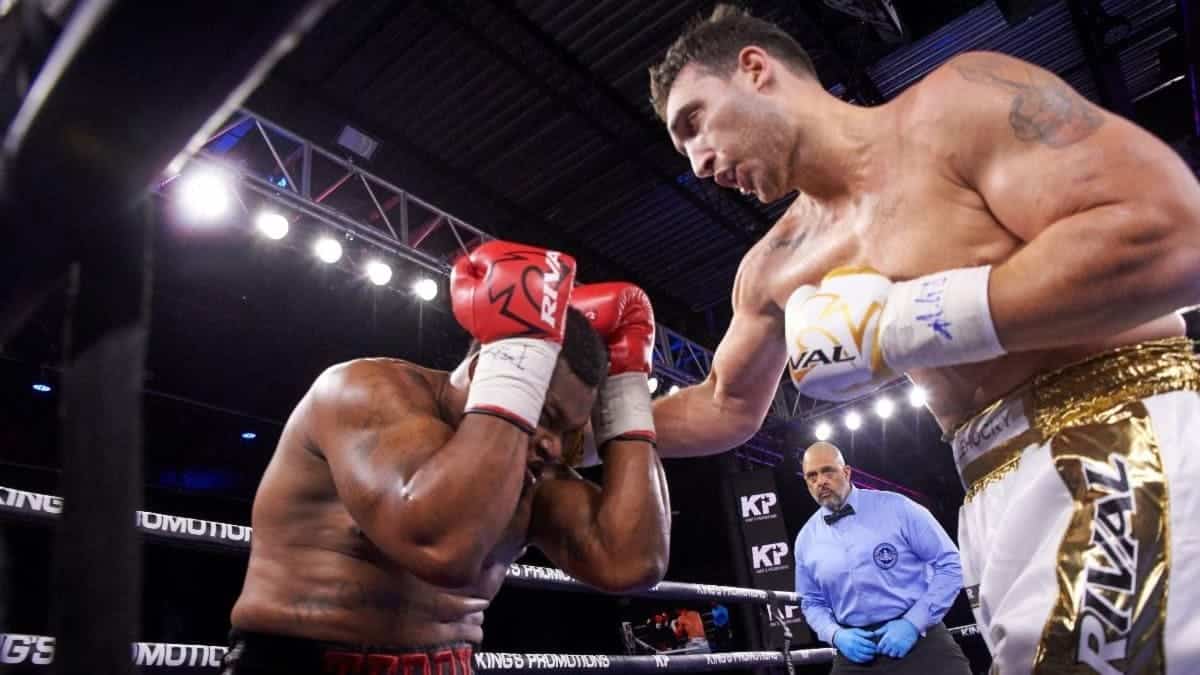 Les combattants Split-T remportent six victoires à Philadelphie