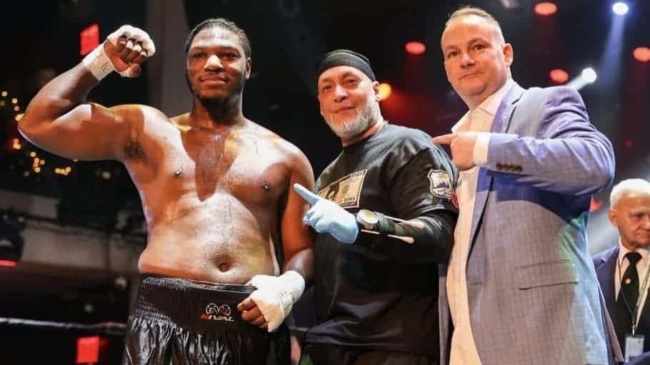 Heavyweight Pryce Taylor