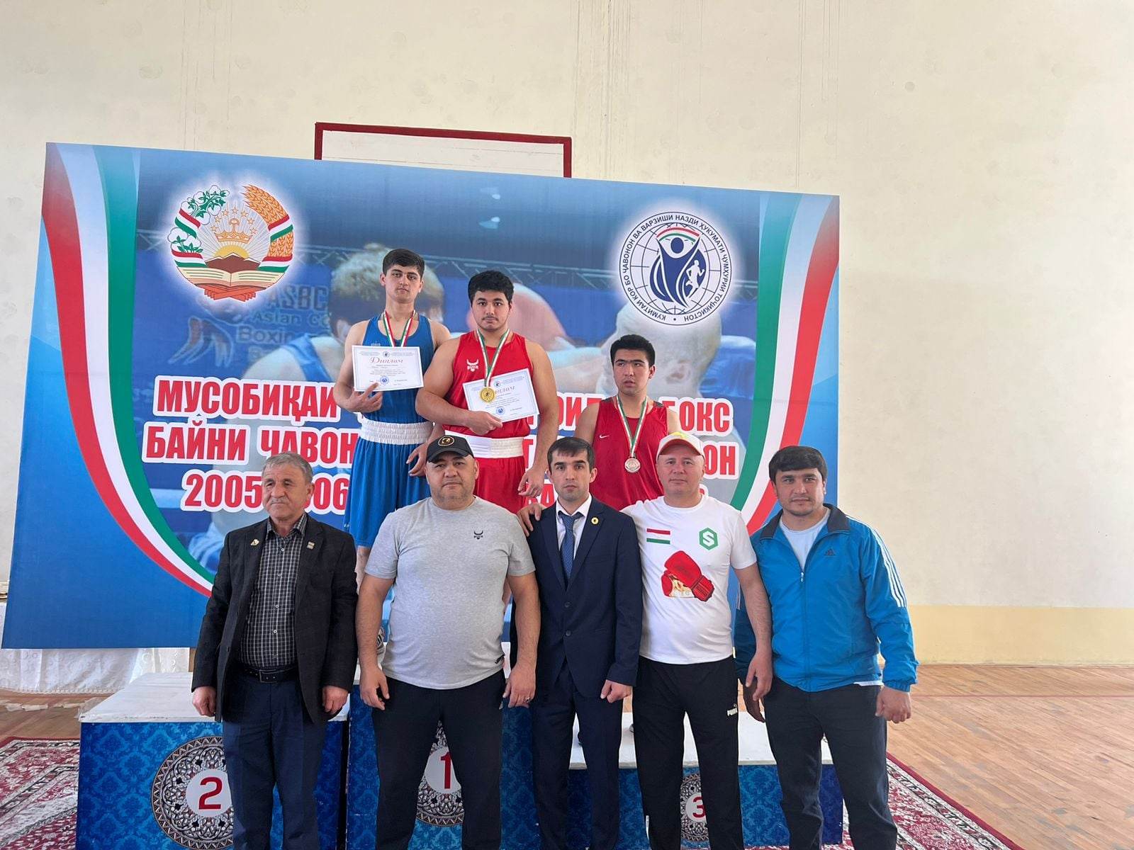 Shafiyev, Zoidov, Rakhimov, Murodzoda et Sufijonov mènent l'équipe du Tadjikistan à Astana