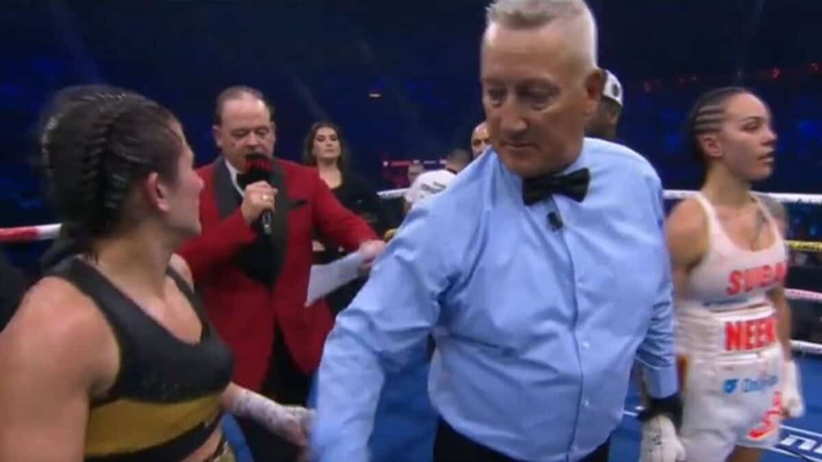 Ring announcer Dan Hennessey Johnson vs Hughes