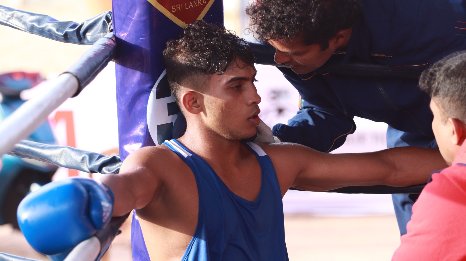 Les meilleurs boxeurs du Sri Lanka comme Mihiran et Prasanna ont également remporté leurs demi-finales sur la plage de Negombo.