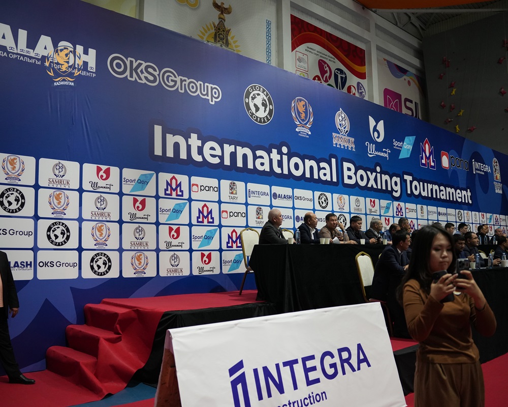 Les champions du monde Tashkenbay et Zhussupov s'affronteront pour la médaille d'or au Tournoi commémoratif Abdaliyev
