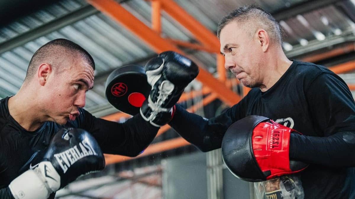 Tim Tszyu training with father Kostya Tszyu
