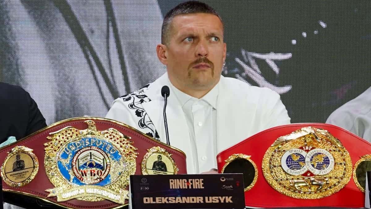 Usyk title belts