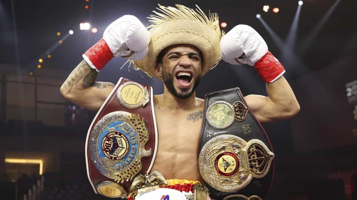 Oscar Collazo WBA and WBO