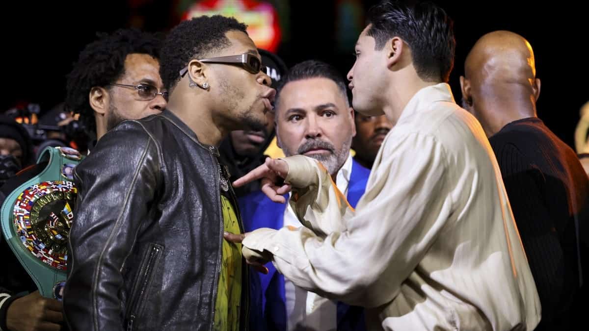Devin Haney Bill Haney Oscar De La Hoya Ryan Garcia