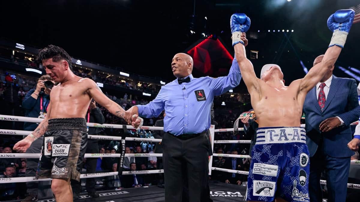 Isaac Cruz vs Angel Fierro