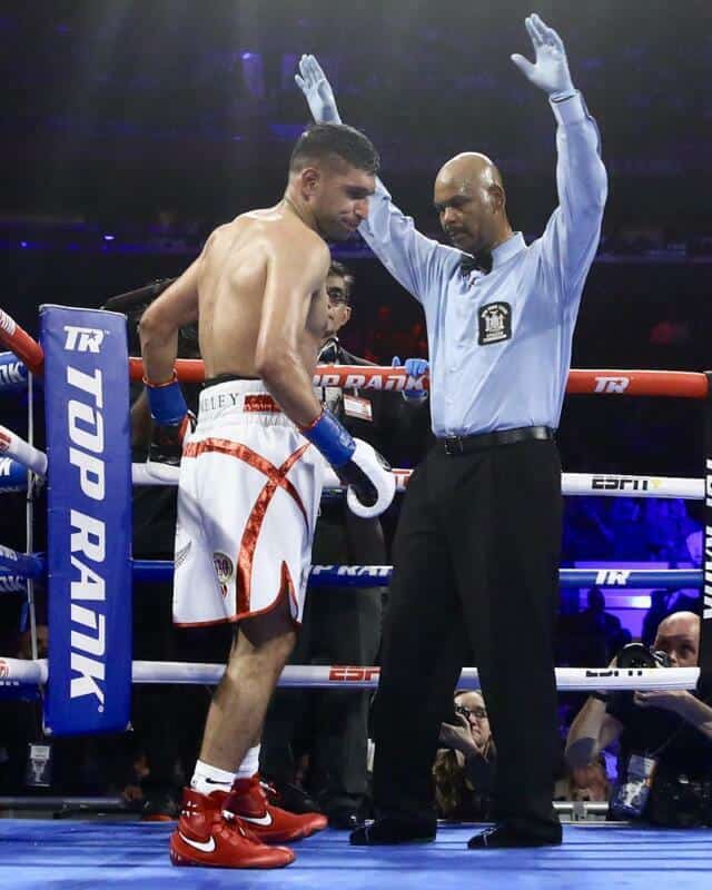 Amir Khan vs Terence Crawford