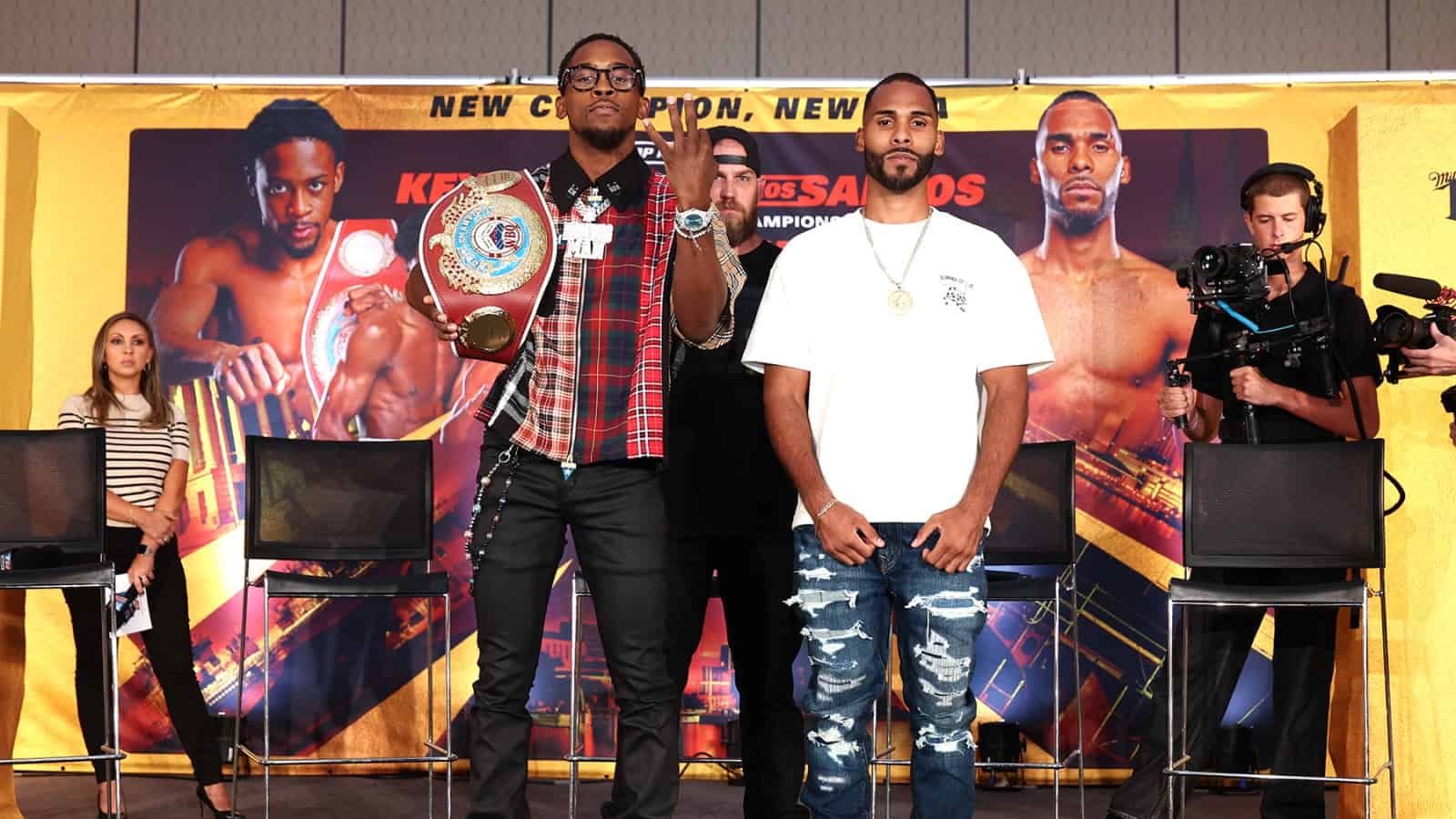 Keyshawn Davis souffle de poids de 4,3 lb, perd le titre