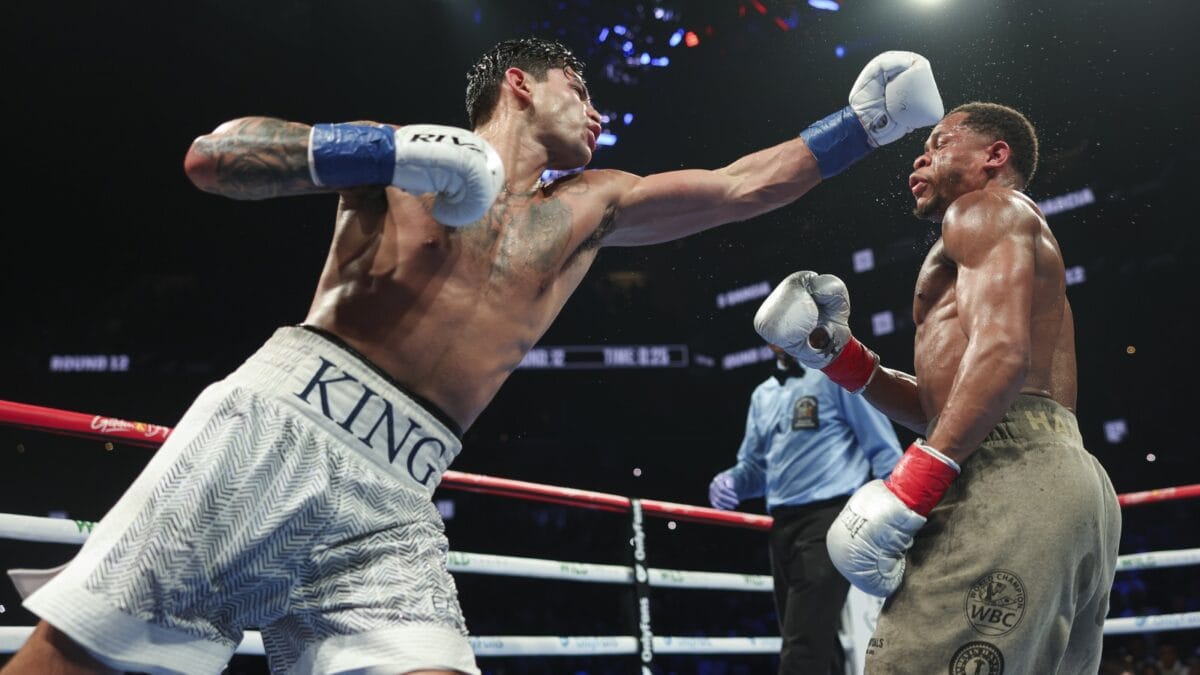 Ryan Garcia bat Devin Haney à New York