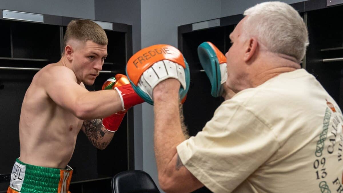 Canelo vs Crawford Netflix Résultats: Mbilli Held, Walsh domine