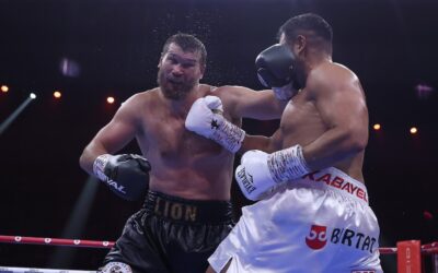 Agit Kabayel accuse Oleksandr Usyk d'avoir choisi l'argent plutôt que l'héritage