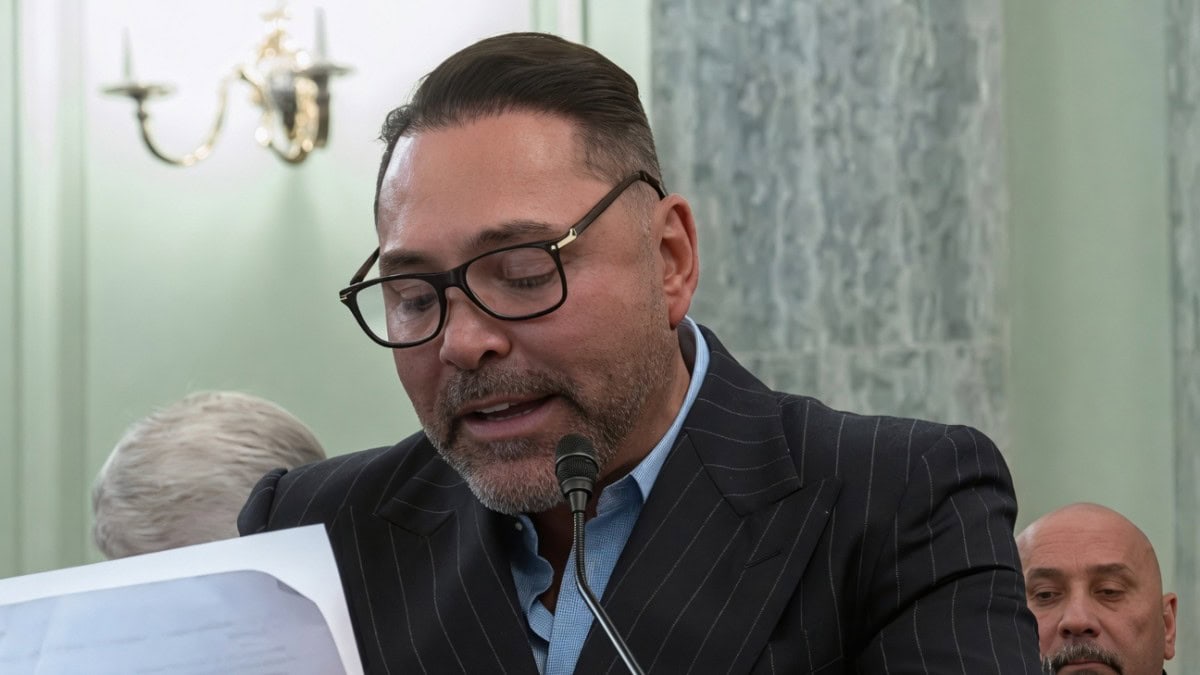 Oscar De La Hoya testifies at Ali Act Senate hearing in Washington DC