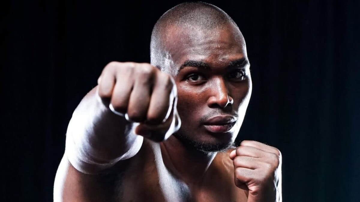 Gustavo Trujillo poses in fighting stance during heavyweight training session