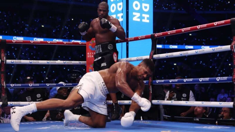Daniel Dubois assomme Anthony Joshua