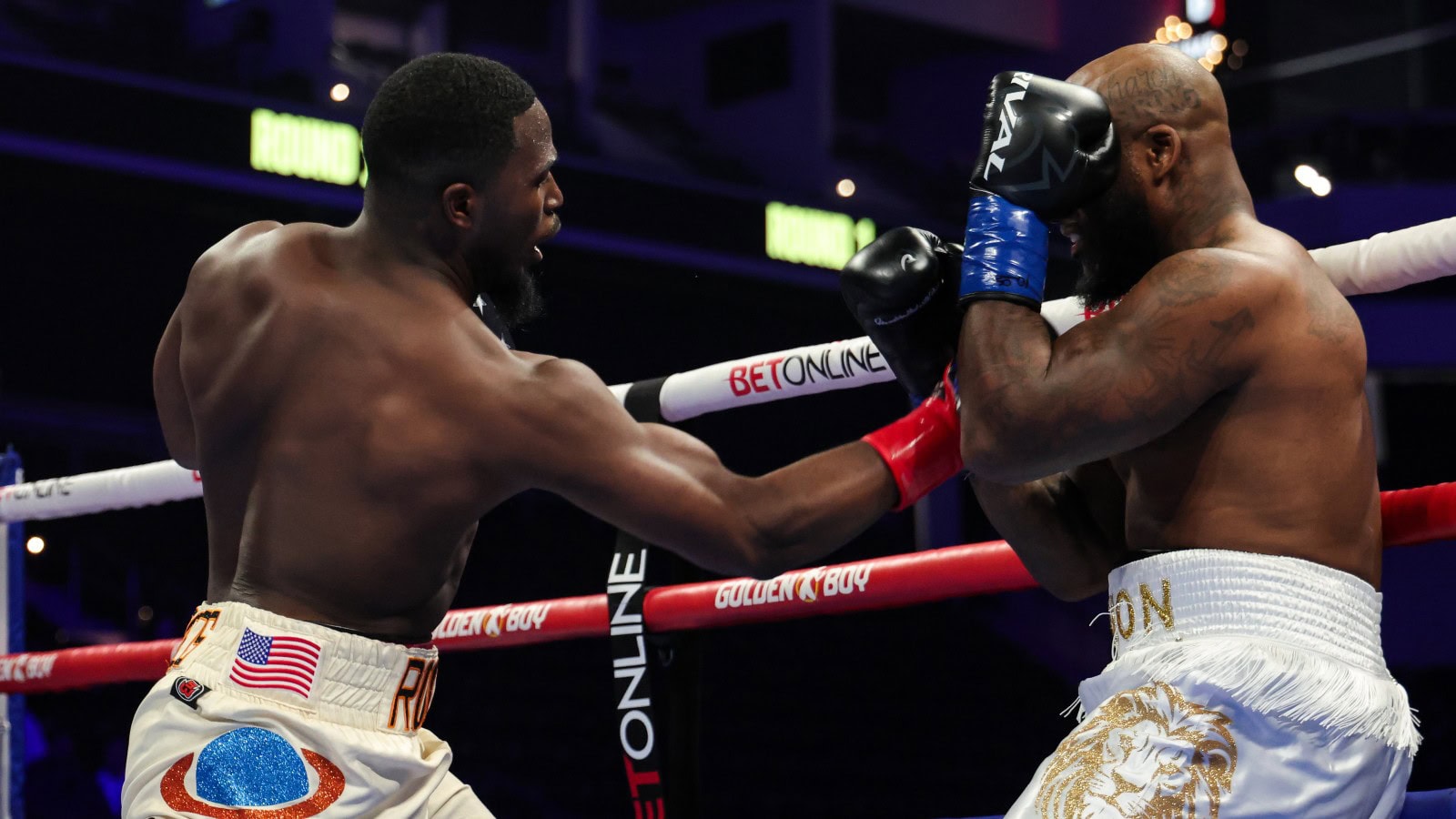 Joshua Edwards lands a right hand during his heavyweight bout against Garreth Payton on the Oscar Collazo undercard in California