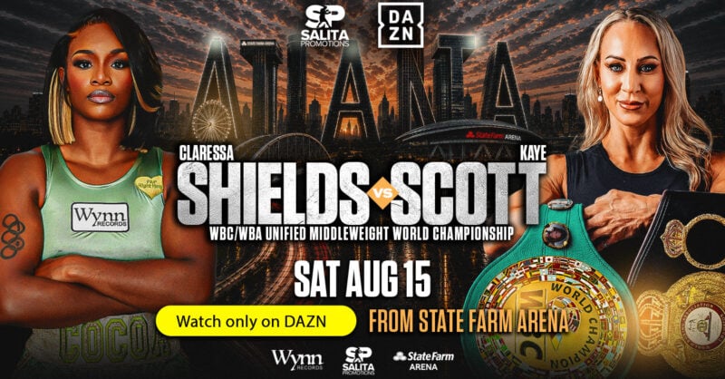 Claressa Shields et Kaye Scott s'affrontent sur une affiche de combat promotionnelle pour leur combat de championnat du monde du 15 août à Atlanta, avec l'horizon d'Atlanta, les ceintures de championnat, la marque DAZN et la State Farm Arena en arrière-plan.