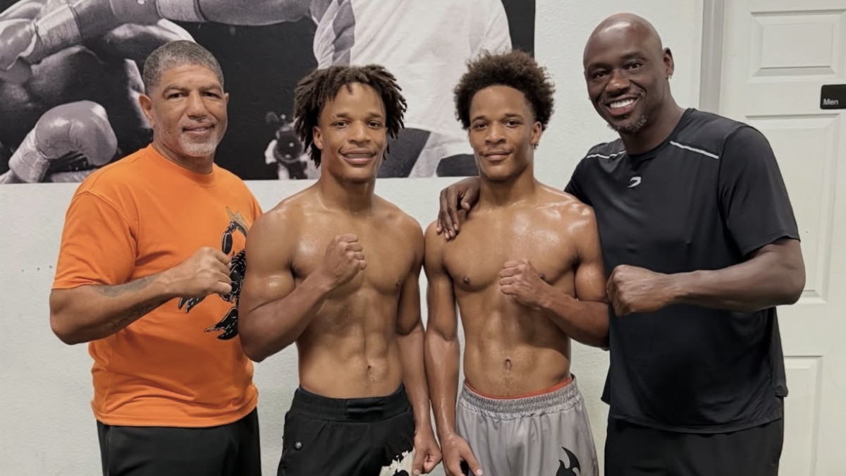 Steven and Daniel Grandy train alongside Hall of Famers Winky Wright and Antonio Tarver ahead of their August 14 fights in Texas