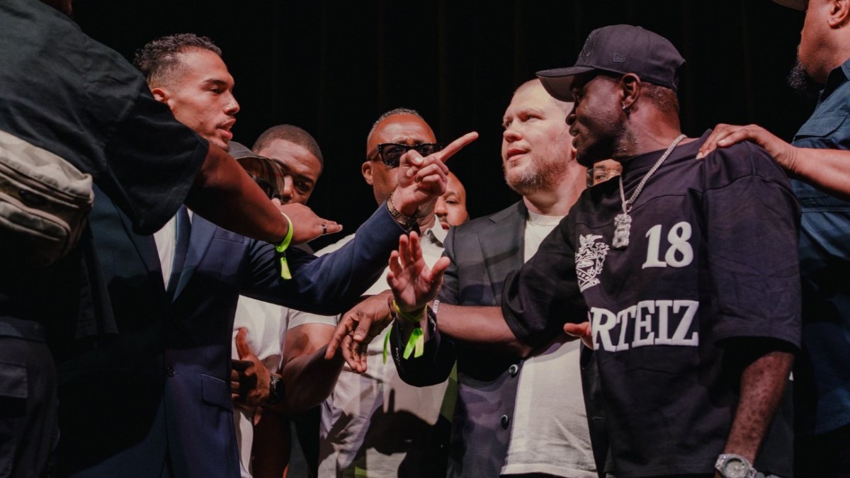 Ernesto Mercado and Emmanuel Tagoe face off ahead of their scheduled fight on the Claressa Shields vs Kaye Scott card