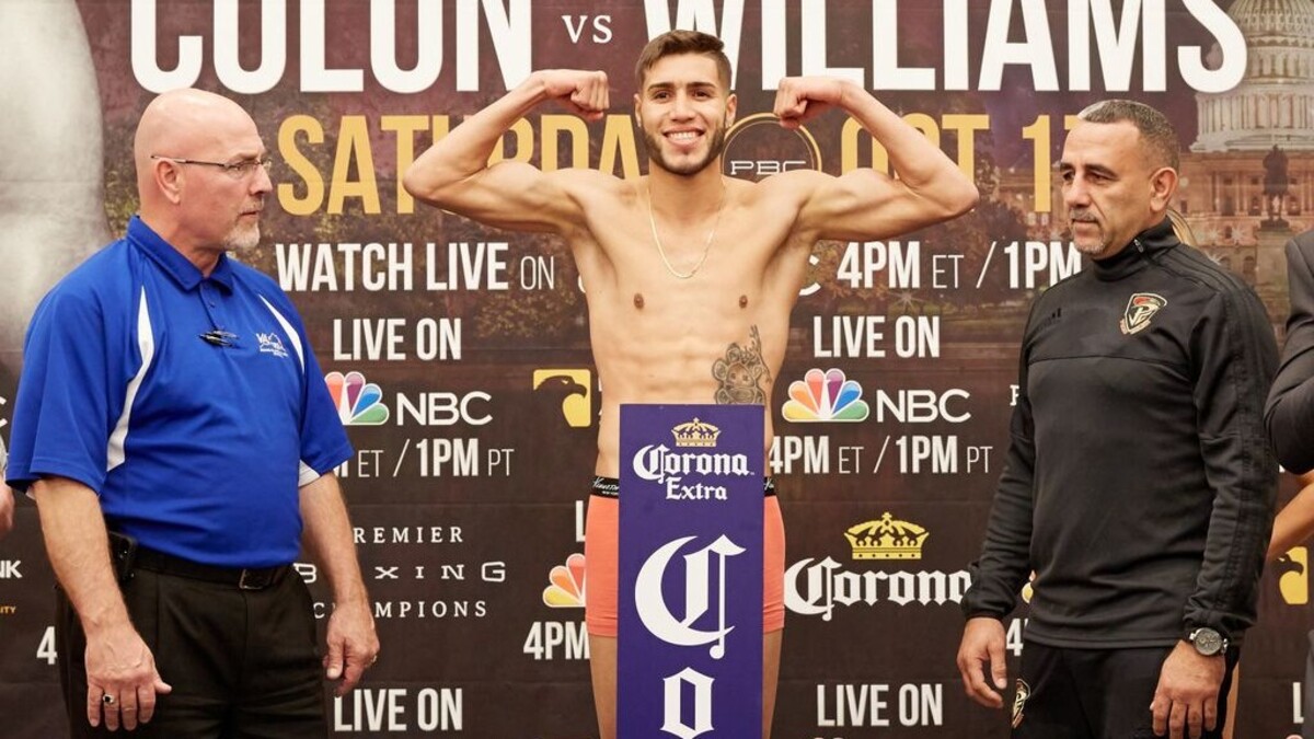 Prichard Colón weighs in for his final fight against Terrel Williams in October 2015