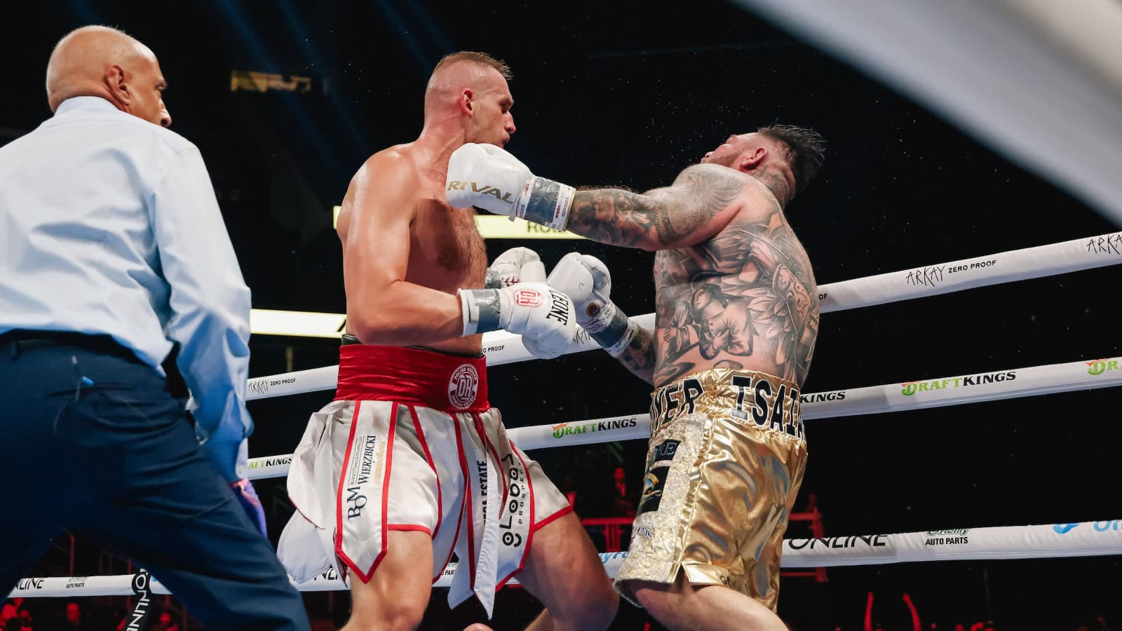 Damian Knyba lands a punch on Andy Ruiz Jr. during their heavyweight fight in Newark
