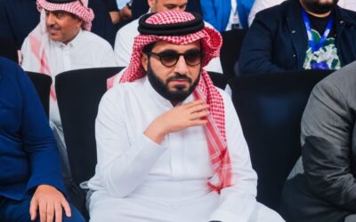 Turki Alalshikh s'est engagé à réparer la boxe, cela n'a « jamais été pire »