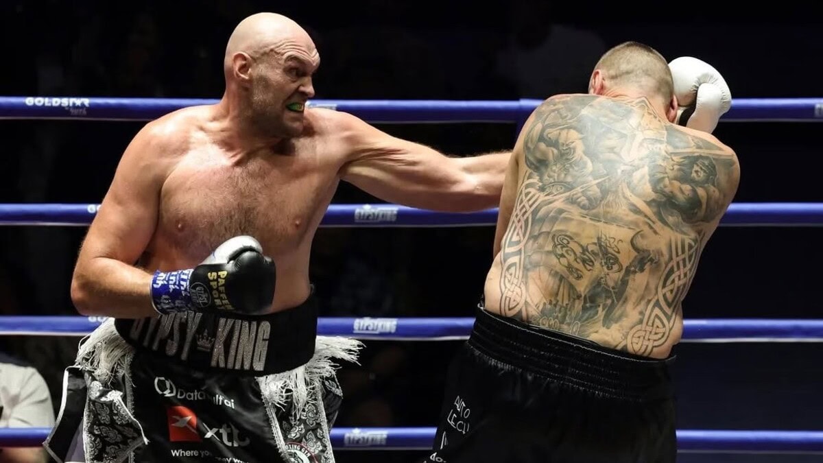 Tyson Fury lands a punch during his heavyweight comeback ahead of talk over a possible David Benavidez fight