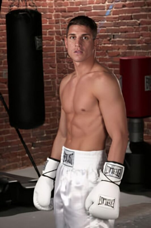 Joey Gilbert, candidat de l'équipe West Coast Yellow dans la saison 1 de The Contender de NBC en 2005