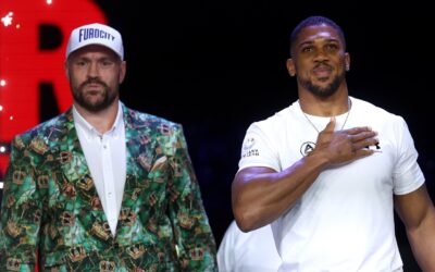 Anthony Joshua laisse Tyson Fury deviner pendant le camp d'entraînement